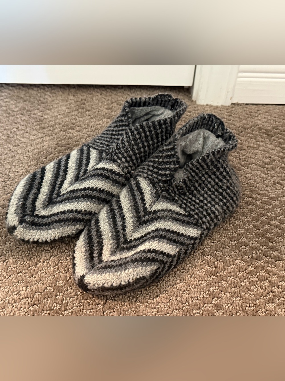 Bombas Gripper Slippers Medium